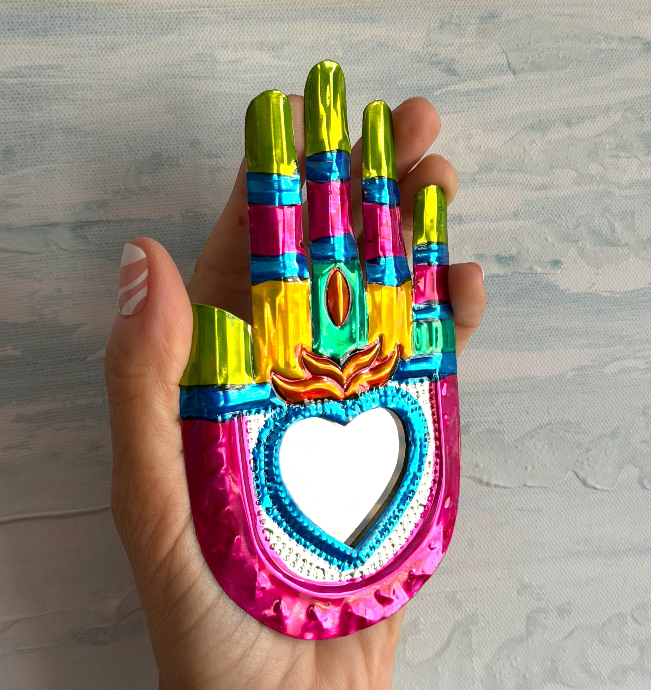 Manita Mirror de la Suerte 5.5”, Handmade Tin Sacred Heart Mirror Wall Hanging, Mexican Folk Art, Milagro Ex-Voto Charm