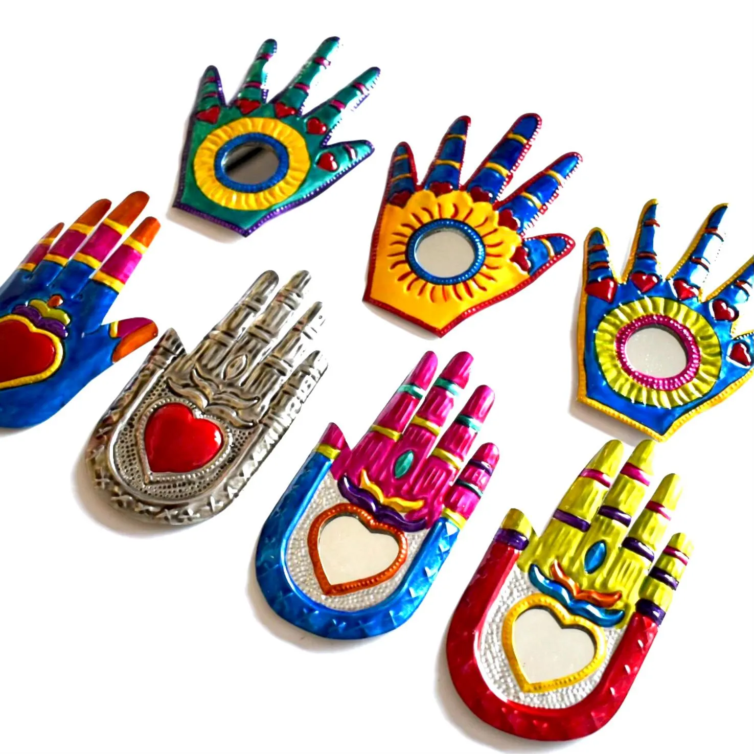 Manita Mirror de la Suerte 5.5”, Handmade Tin Sacred Heart Mirror Wall Hanging, Mexican Folk Art, Milagro Ex-Voto Charm