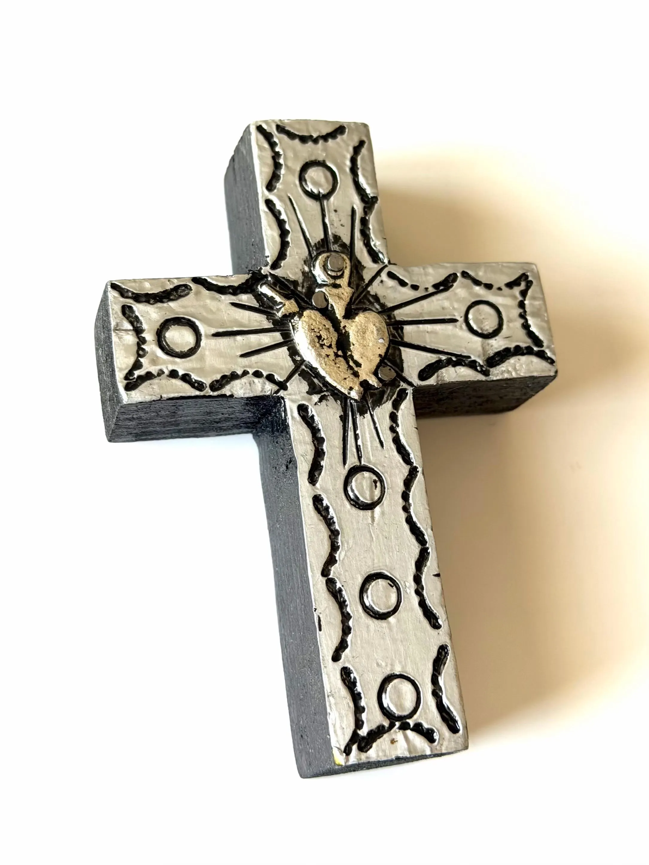 Sacred Heart Cross, First Communion Gift, Small Wood Sacred Heart Cross Aluminio 4"(tall)