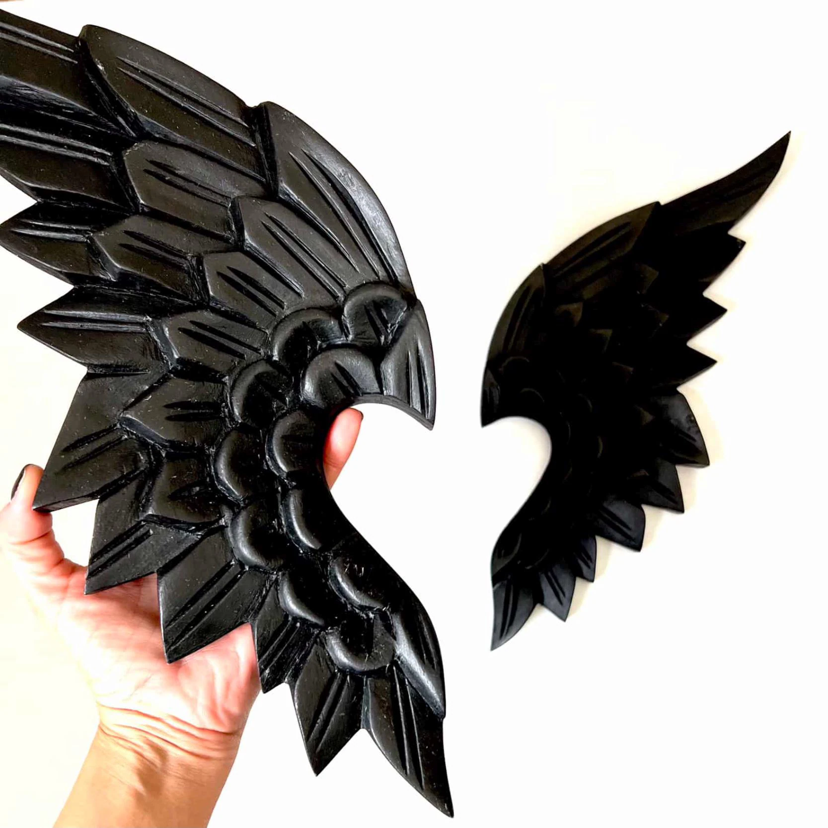 Set ( x 2 ) Alas Corazoncito 19"x 16"x .75"