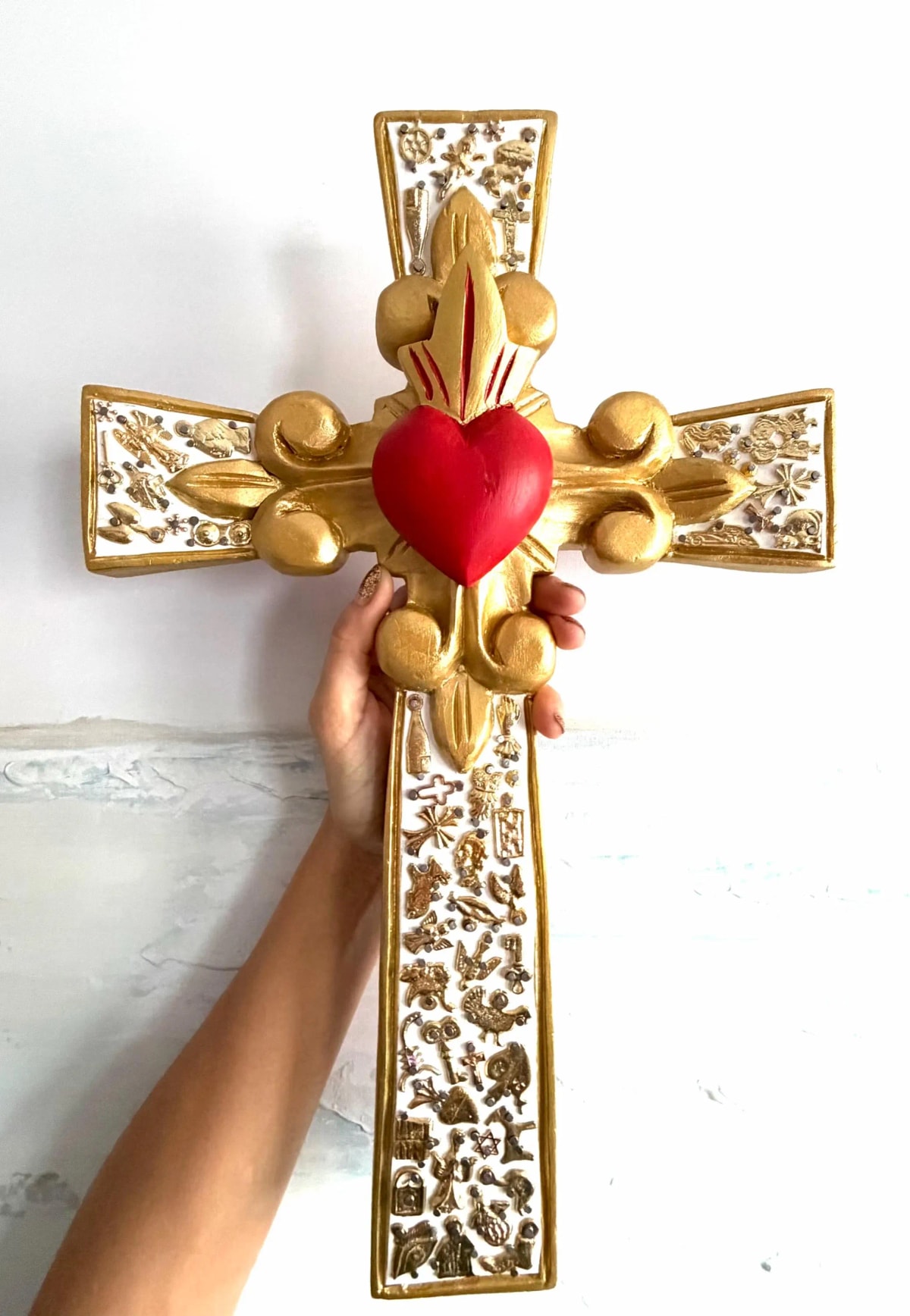 Mexican Folk Art, Hand-carved Hacienda Decor, XXL Cruz Corazon Sagrado 10.5”x 16”x 2”