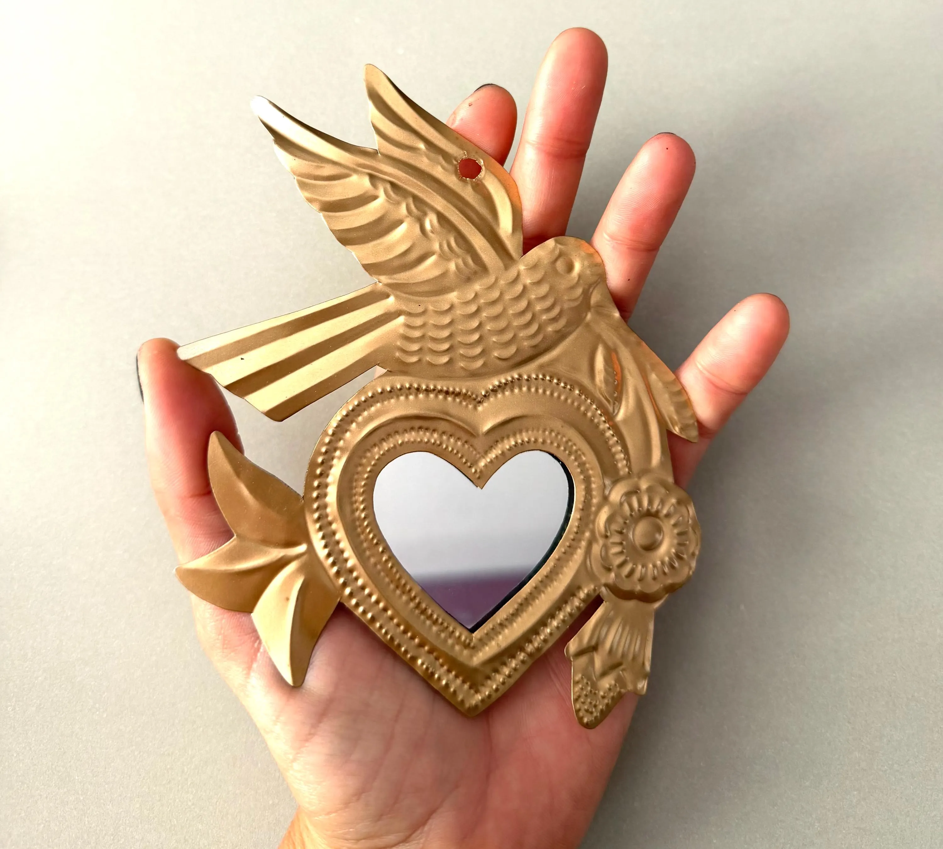 Medium Gold Mirror Lata