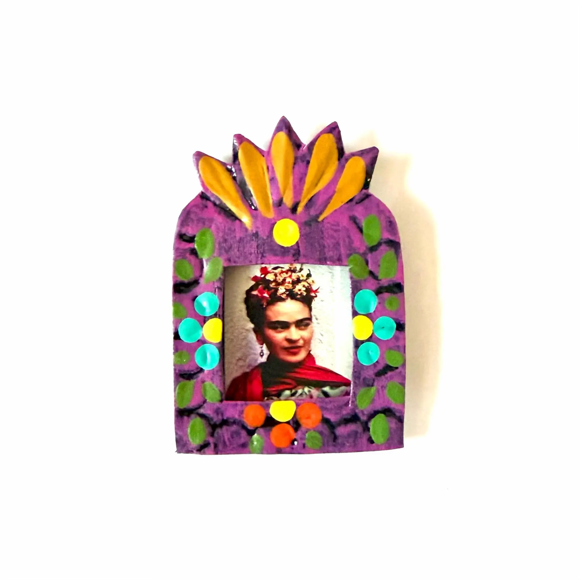 Mini Nicho Frida Kahlo, Handmade Frida Kahlo Wall Hanging, Mexican Folk Art, Milagro Folk Art Charm, Handmade by Mexican Artisans